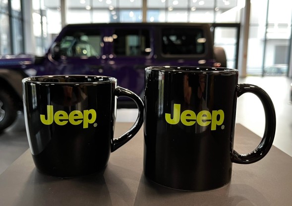 Jeep OE ПЕРЕДНЯ КАМЕРА JEEP COMPASS MOPAR OE 52192705