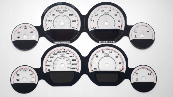 Moman 0089688085325 Заміна циферблатів Dodge Challenger MPH kmh