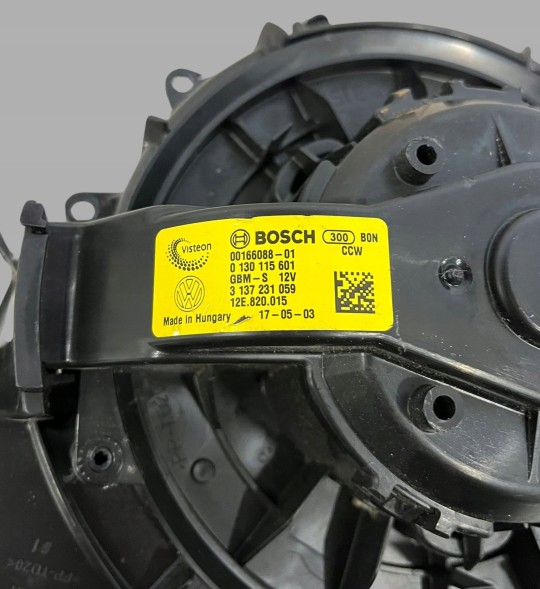 Volkswagen OE 12E820015 5Q0907521E Вентилятор вентилятора VW 12E820015