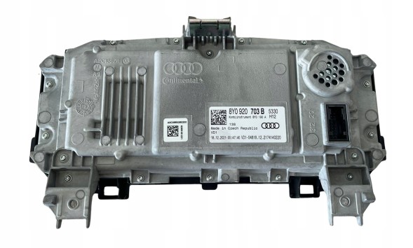 Audi OE 8Y0920703B 8Y0 920 703 B Лічильник годинника Audi 8Y0920703B