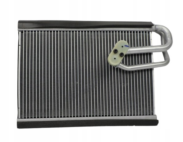 AC 111215630011 ВИПОРНИК КОНДИЦІОНЕРА AUDI A6 (C8) 2018 -