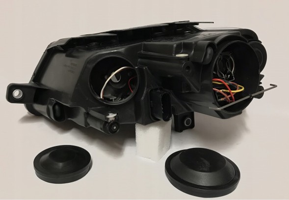 Abakus 441-11A7R-LDEM2 Vw passat b6 2005- black чорне депо правий