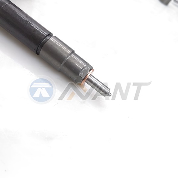 Diesel Fuel Injector Engine Assembly Injection Valves 0445110435