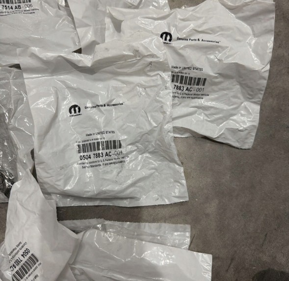 Mopar 68661146AA_68661147AA_05048029AC_05048030AD_KIT КОМПЛЕКТ РОЗПОДІЛЬЧИХ ВАЛІВ, КОРОМИСЛА, ШТОВХАЧІВ 3.6 V6 PENTASTAR ERC JEEP DODGE