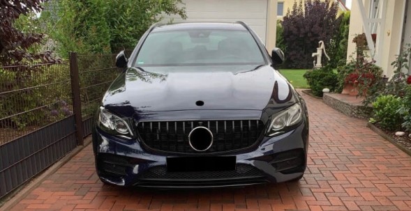 Automaniac A213.035 ГРИЛЬ MERCEDES W213 E W238 C238 16- E63 AMG LOOK GTR ЧОРНИЙ ГЛЯНЦЕВИЙ