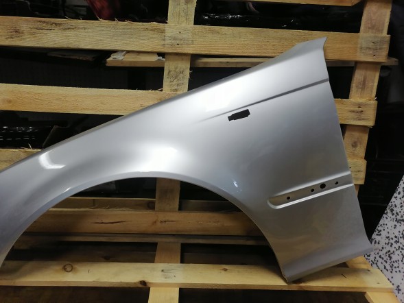 Polcar BŁOTNIK LEWY PRZÓD BMW E46 SEDAN KOMBI 2001-2005 LIFT 354 БРИЗКОВИК ЛІВИЙ ПЕРЕДНІЙ BMW E46 СЕДАН УНІВЕРСАЛ 2001-2005 ЛІФТ 354