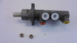 Renault OE 7701208176 RENAULT MASTER II Гальмівний насос