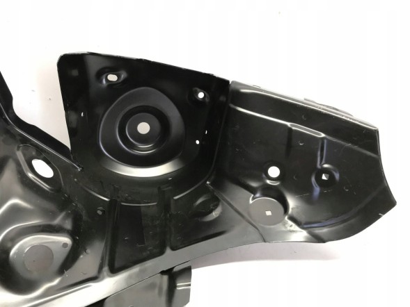 Volkswagen OE AUDI Q2 НАДКОЛЕСО ПРАВЕ / ОБШИВКА 5Q0805116