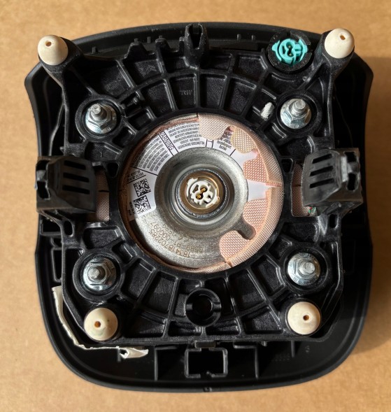 PSA 9860272580 ПОДУШКА БЕЗПЕКИ ВОДІЯ CITROEN E-BERLINGO C3 C5 98223378ZD