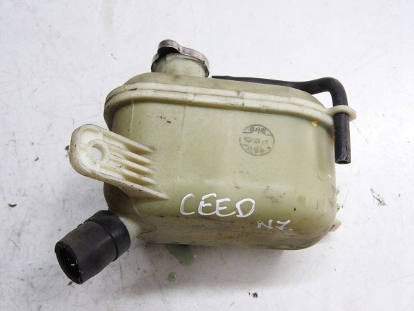 Kia OE Kia Ceed І Lift SW 09-12 1.6 CRDI Вирівнювальний бак 25431-2H100