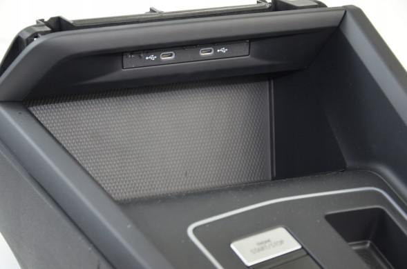 Volkswagen OE VW ГОЛЬФ VIII 8 VARIANT 2.0TDI 85KW 2022Р ЦЕНТРАЛЬНИЙ ТУНЕЛЬ 5H1863241C