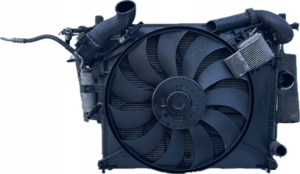 Mercedes-Benz OE CHLODNICE MERCEDES ML W163 270 CDI WODA KLIMA INTERCOOLER WENTYLATOR KOMPLET 1635000293 ОХОЛОДЖУВАЧІ MERCEDES ML W163 270 CDI ВОДА КЛІМА КУЛЕР ВЕНТИЛЯТОР 1635000293