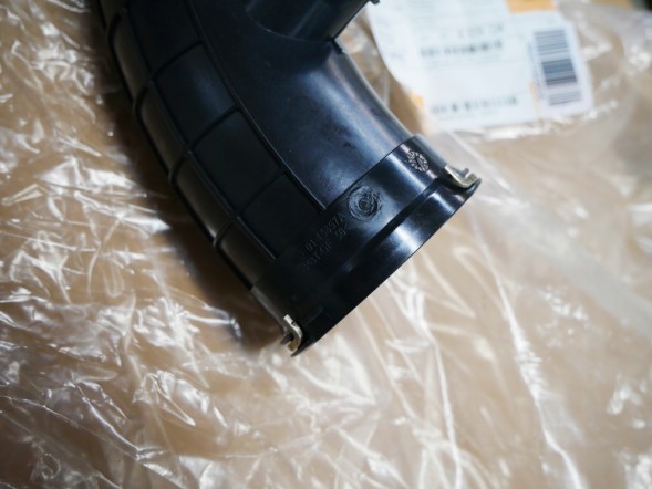BMW OE BMW F10 F11 F25 F26 B47 WĄŻ RURA PRZEWÓD REZONATOR POWIETRZA 8519134 17318519134 BMW F10 F11 F25 F26 B47 ПАТРУБОК ТРУБА РЕЗОНАТОР ПОВІТРЯ ПРОВІД 8519134