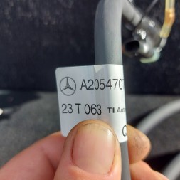 Mercedes-Benz OE ADBLUE ШЛАНГ MERCEDES C W205 LIFT ОРИГ. 2054707702 WAZ PIPE TUBE