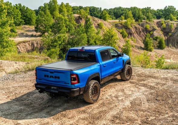 Китай 30245 RETRAX IX Ролета пакети алюмінієва 6,5ft Dodge RAM 1500 2019-