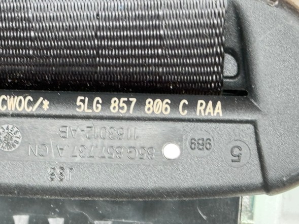 Skoda OE 5LG857805C / 5LG857806C SKODA ENYAQ IV 2020-2026 ПАСИ БЕЗПЕКИ ЗАДНІ КОМПЛЕКТ ОРИГІНАЛ