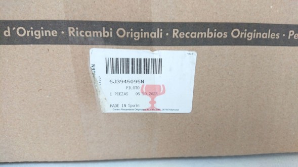 SEAT OE 6J3945095N + 6J3945096N SEAT IBIZA IV 2013- ЗАДНІ ЛІХТАРІ OE 6J3945095N 6J3945096N