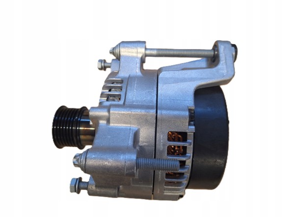 BMW OE 12318634167 8634167 8654280 689830 8634166 8689831 8689832 12318689832 12315A5BB85 5A5BB85 Бмв X3 G01G02 X5 G05 X7 G07 G11 G30 G20 B47D Б58 Альтернатор