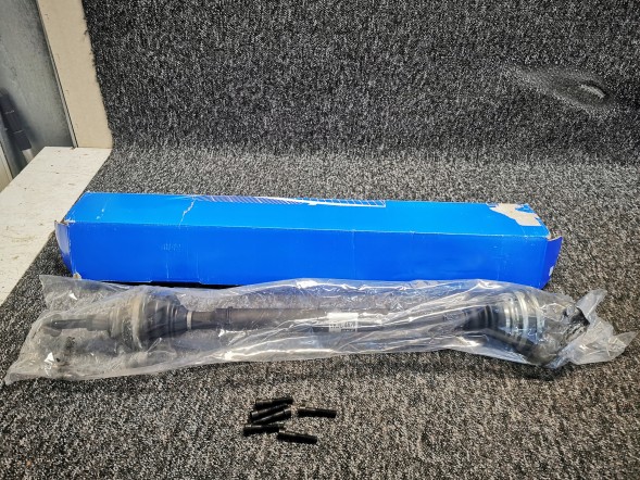 SKF VKJC 4620 Skf vkjc 4620 піввісь vw гольф v pr 2,0tdi passat/туран