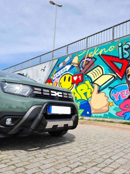 Китай PWT16_DD Передня планка Dacia Duster Amazon чорний кенгуру