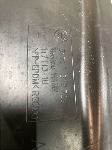 BMW OE 7315729 CARPARTS24 НАКЛАДКА ПЕРЕДНЬОГО ЛІВОГО КРИЛА BMW 3 G20 G21