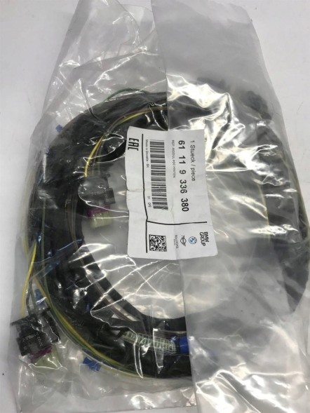 BMW OE BMW 5 G30 G31 2016 Комплект перев. доукомплект. буксирного гака 61122209354