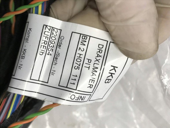 BMW OE BMW 5 G30 G31 2016 Комплект перев. доукомплект. буксирного гака 61122209354