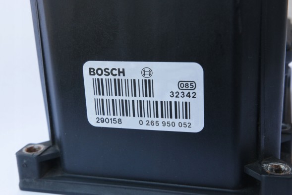 OEM A0004465389 A0004465689 A0004465789 0265224065 0265224042 A0004466189 0265900041 A0004465089 0265224081 0265950137 0265224069 0265224082 0265224086 Блок керування ABS насосом BOSCH 5.7 Mercedes Sprinter, Vito, C-Class | ГАРАНТІЯ