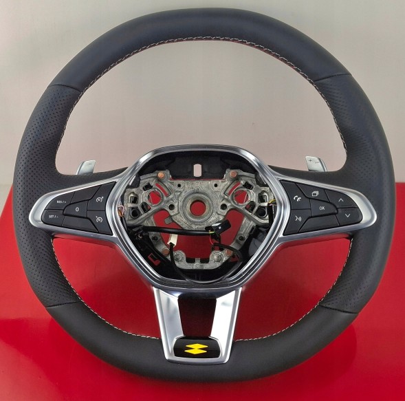 Renault OE Renault Clio V Кермо з кнопками 484008019R