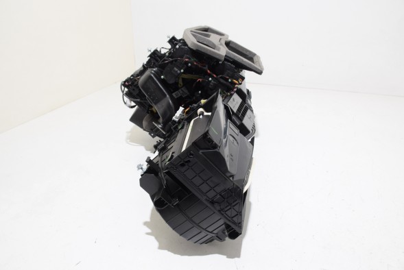 BMW OE 5A31841 941002 6996980 9496915 384023 9460558 9460556 7944538 9460552 9460554 9350980 6920430 BMW Bmw x5 g05 x6 g06 x7 g07 g09 обігрівач кондиціонера 4 / 5 зонний