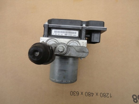 Mercedes-Benz OE A2124312912 2124312912 MERCEDES E W207 W212 ГАЛЬМІВНИЙ НАСОС ABS ESP