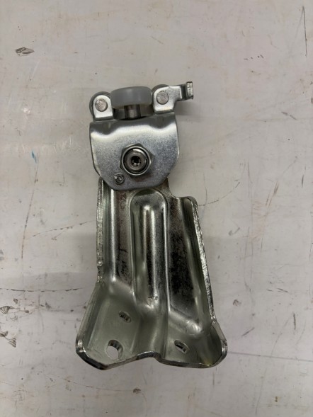 OEM 6958235410658 КОЛЯСКА БІЧНИХ ДВЕРЕЙ FIAT DUCATO CITROEN Jumper 06- PSA OE 9033V3