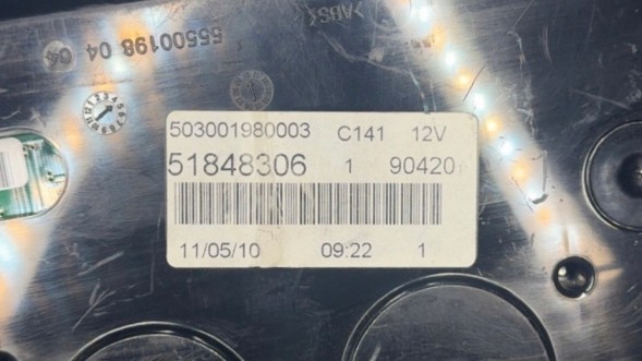 Fiat OE ЛІЧИЛЬНИК ПРИЛАДОВА ПАНЕЛЬ СПІДОМЕТР FIAT BRAVO 2 II 51848306 503001980003