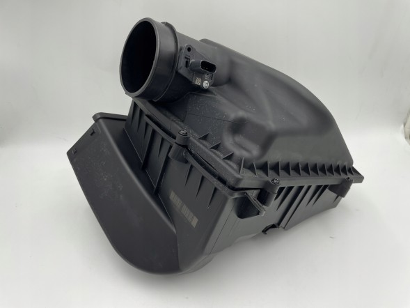 BMW OE KKDA BMW G30 G31 G38 G11 G12 G01 G08 G02 G05 OBUDOWA FILTRA POWIETRZA 8620473 BMW G30 G31 G38 G11 G12 G01 G08 G02 G05 КОРПУС ПОВІТРЯНОГО ФІЛЬТРА 8620473