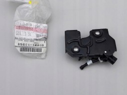 Infiniti OE 65601 1MA0B Infiniti M35 M37 Q70 Замок капота 2 штирьки 2012-