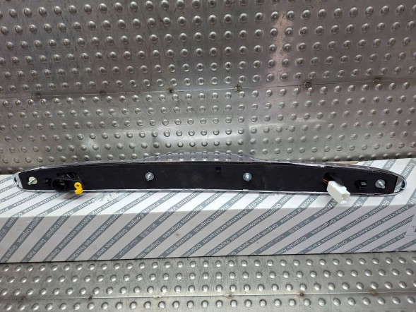 Fiat OE S26337902 Бленда заслінки хром 0735516207 fiat 500 2007-