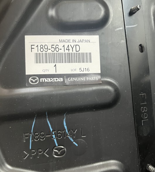 Mazda OE F1895614YD Переднє ліве крило MAZDA RX8 RX-8 2009-2011 НОВЕ OE