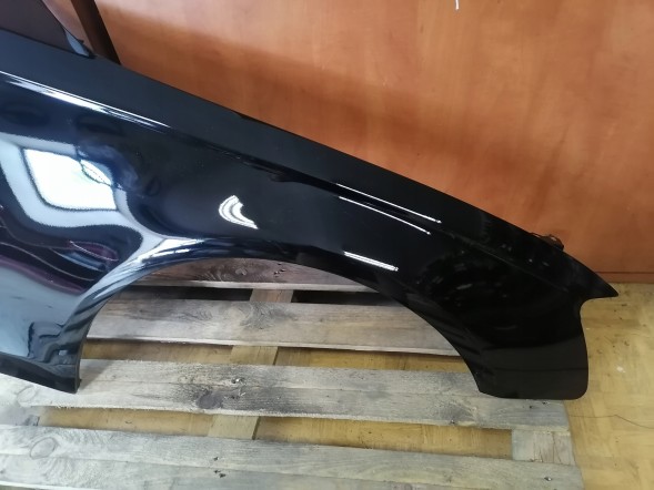 Polcar BŁOTNIK PRAWY PRZÓD AUDI A4 B8 LIFT LY9T MASA ANTYKOROZYJNA БРИЗКОВИК ПРАВИЙ ПЕРЕДНІЙ AUDI A4 B8 ЛІФТ LY9T АНТИКОРОЗІЙНА МАСА