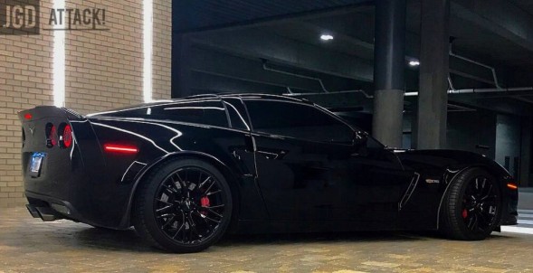 Китай 000-CORVC6-FRSM Габаритні LED ліхтарі - Комплект CHEVROLET CORVETTE C6 2005-2013