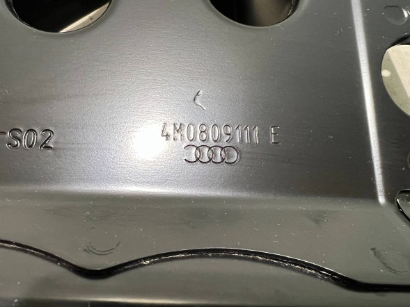 Audi OE 4M0809055 pmi150921 ОБЛИЦЮВАННЯ СТІЙКИ ЛІВОРУЧ ПЕРЕДНЄ AUDI Q7 4M0 BENTLEY BENTAYGA 4M0809055