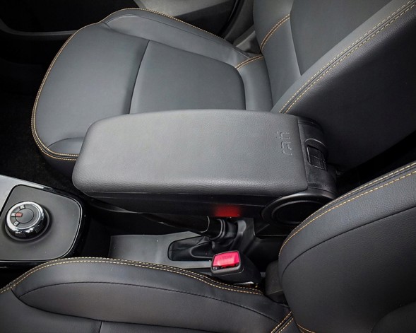Rati 5904708692862 Підлокітник присвячений OPEL CORSA F 2020-