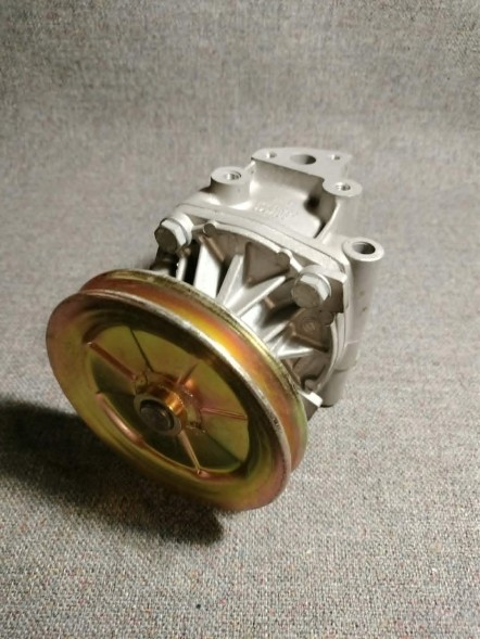 Fiat OE Насос води Fiat OE 4297102 X1/9 128