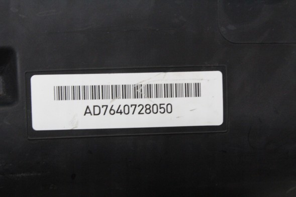BMW OE 7640728 13717640728 КОРПУС ПОВІТРЯНОГО ФІЛЬТРА BMW i8 L12 L15 7640728