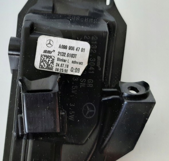 Mercedes-Benz OE A0999064701 AMRX1 Поворотник дзеркала лівий новий оригінальний mercedes e-kl w213 a0999064701