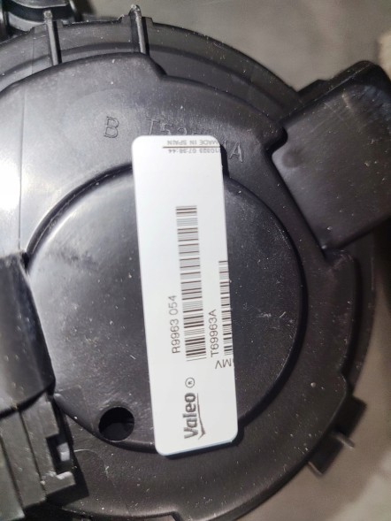 Renault OE 272103243R Повітродувка обігрівача renault megane scenic kadjar talisman 272103243r