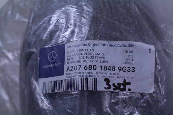 Mercedes-Benz OE A2076801848 MERCEDES ГУМОВІ КОВРИКИ В САЛОН (КОМПЛЕКТ) MERCEDES W207 A2076801848