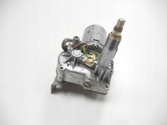 Ford OE МОТОР ОЧИЩУВАЧА ЗАДНЬОГО СКЛА FORD FIESTA 1976-1989 OE 6142504