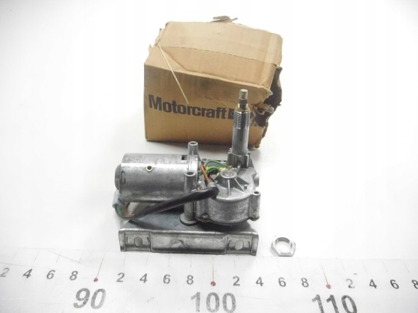 Ford OE МОТОР ОЧИЩУВАЧА ЗАДНЬОГО СКЛА FORD FIESTA 1976-1989 OE 6142504
