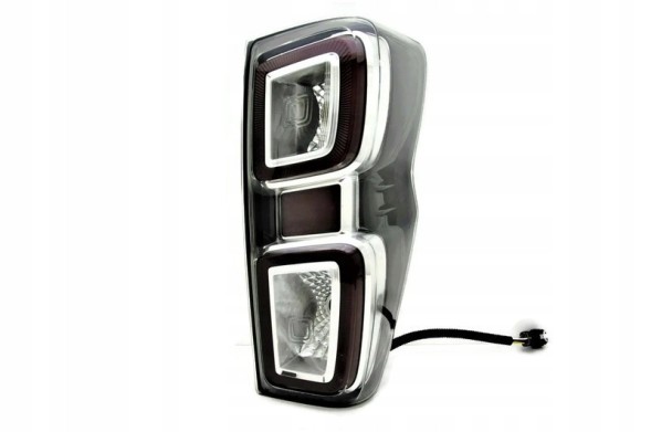 Китай WE8213-1939RAESL ISUZU D-MAX 2020- НОВА ЗАДНЯ ФАРА ПРАВА LED