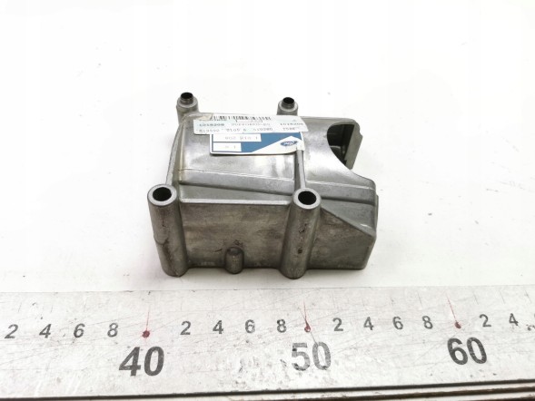 Ford OE Кронштейн насоса гідропідсилювача керма Ford Fiesta 1995-2001 OE 1018208